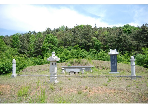 석탄공파 중시조 이양중 묘역